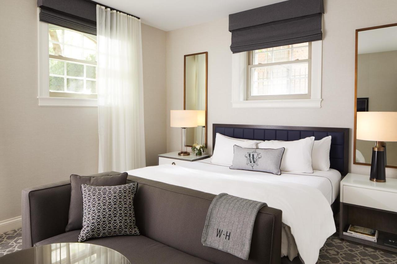 The Whitney Hotel Boston Exteriör bild A bedroom at the Hotel Washington